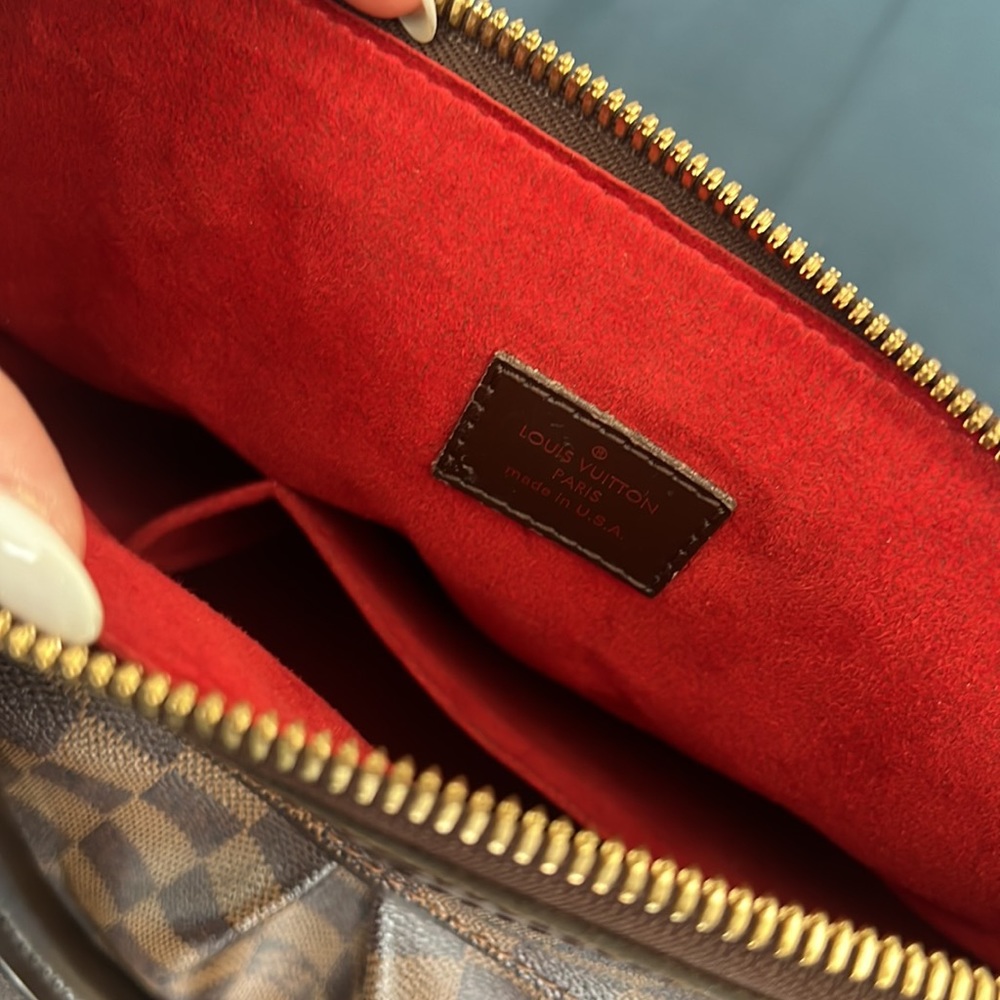 AUTHENTIC Louis Vuitton purse - Picture 7 of 8